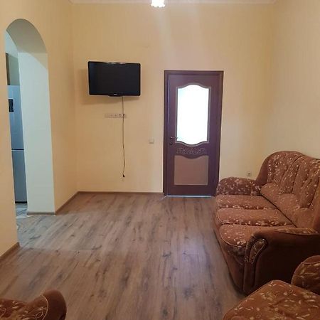 Квартира В Сухуми Apartment Exterior photo